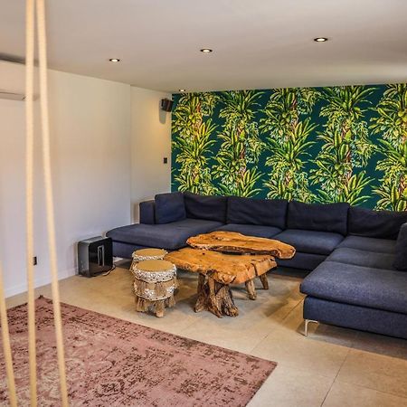 Casa Jungle ! Superb Duplex Apartment, Place Des Lices ! سان تروبيه المظهر الخارجي الصورة