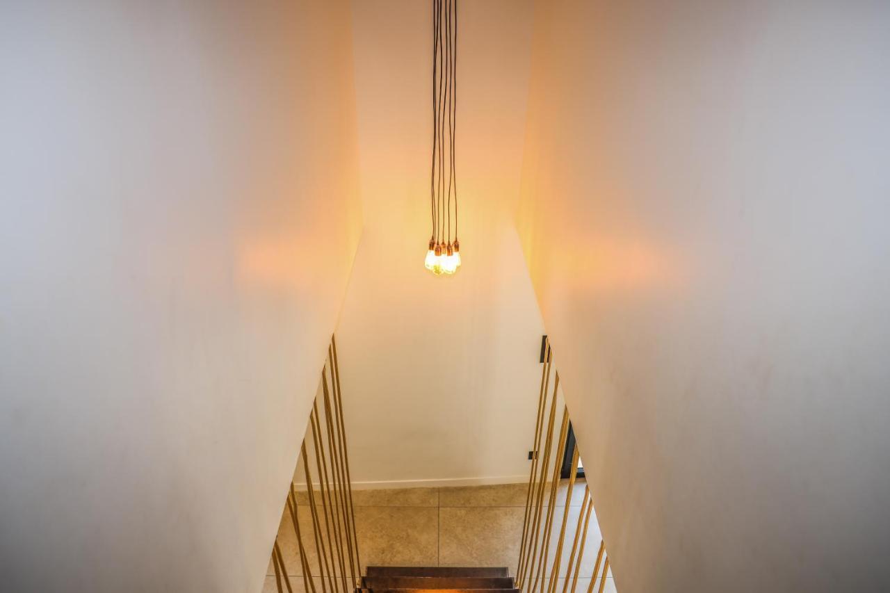 Casa Jungle ! Superb Duplex Apartment, Place Des Lices ! سان تروبيه المظهر الخارجي الصورة