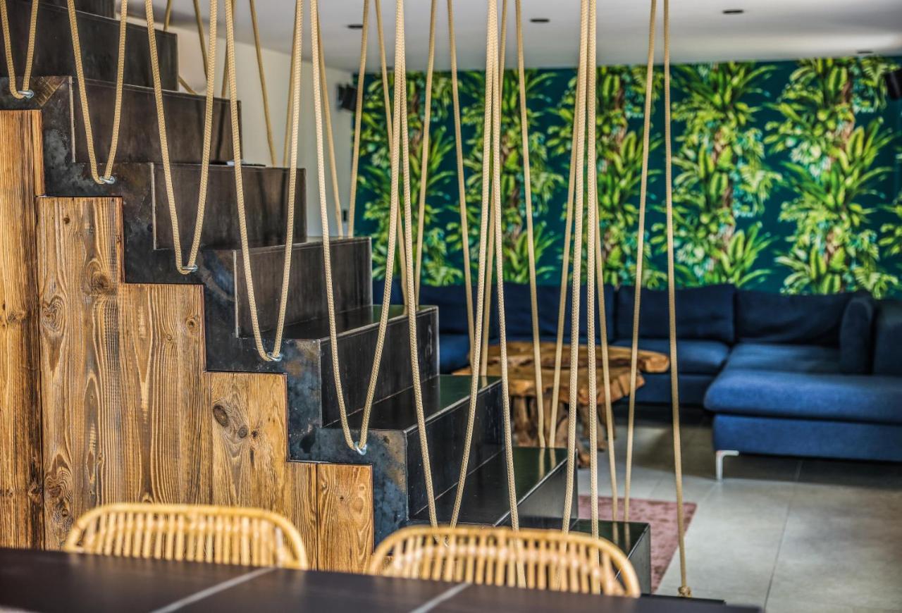 Casa Jungle ! Superb Duplex Apartment, Place Des Lices ! سان تروبيه المظهر الخارجي الصورة
