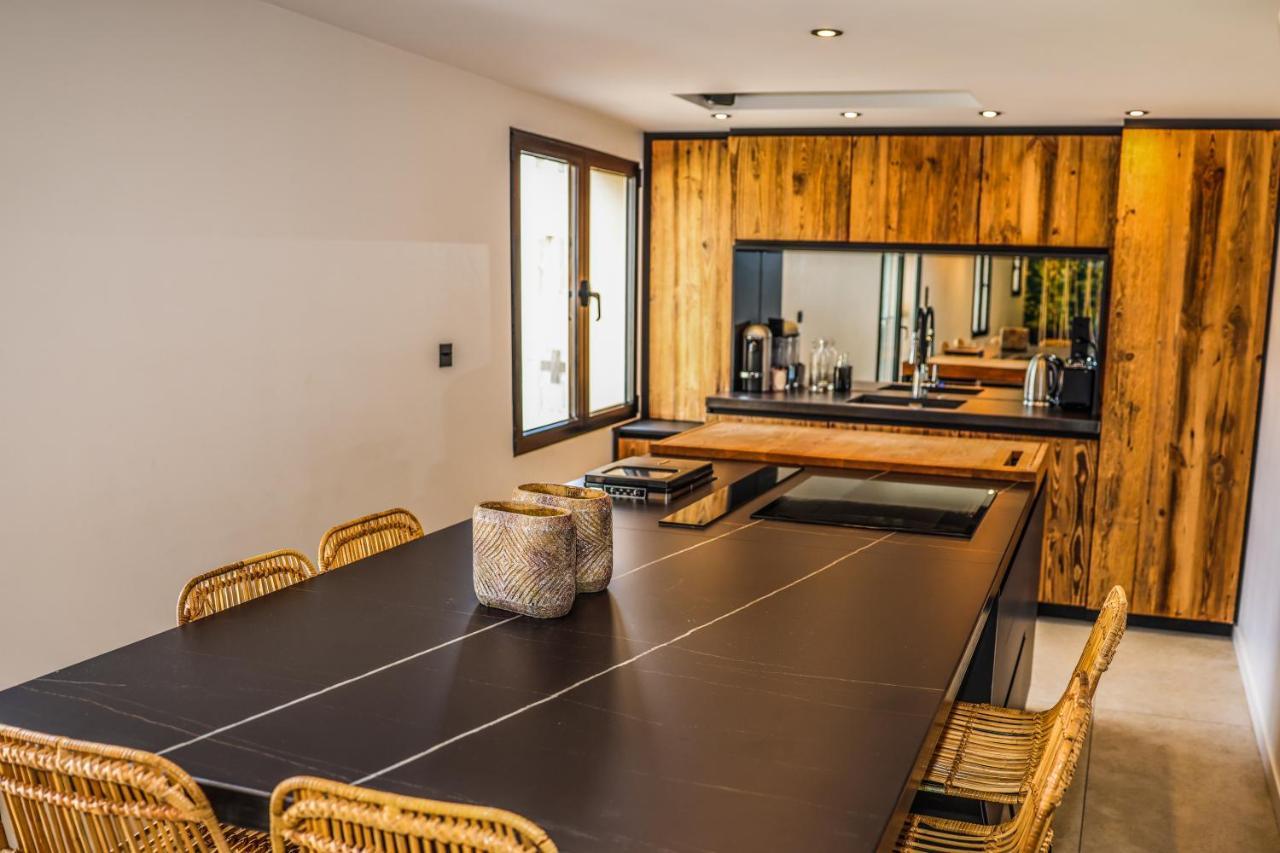 Casa Jungle ! Superb Duplex Apartment, Place Des Lices ! سان تروبيه المظهر الخارجي الصورة