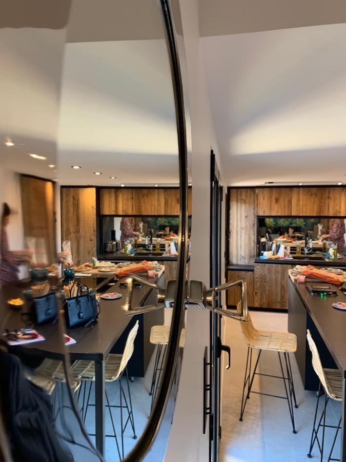 Casa Jungle ! Superb Duplex Apartment, Place Des Lices ! سان تروبيه المظهر الخارجي الصورة